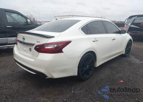 2017 Nissan Altima 2.5 Sr из США, поврежденный, VIN 1N4AL3APXHC482761